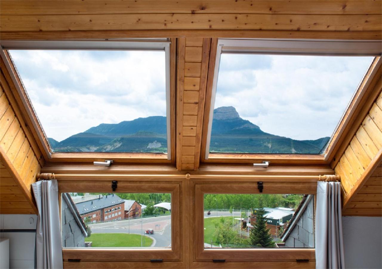 Apartamento Jaca Lägenhet Exteriör bild